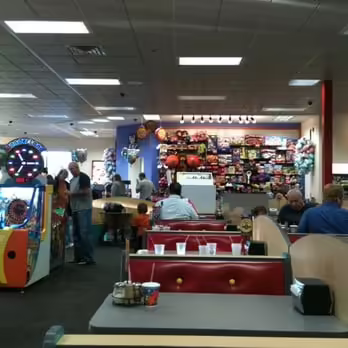 File:Layton, UT (450 North Main St) - Arcade.avif