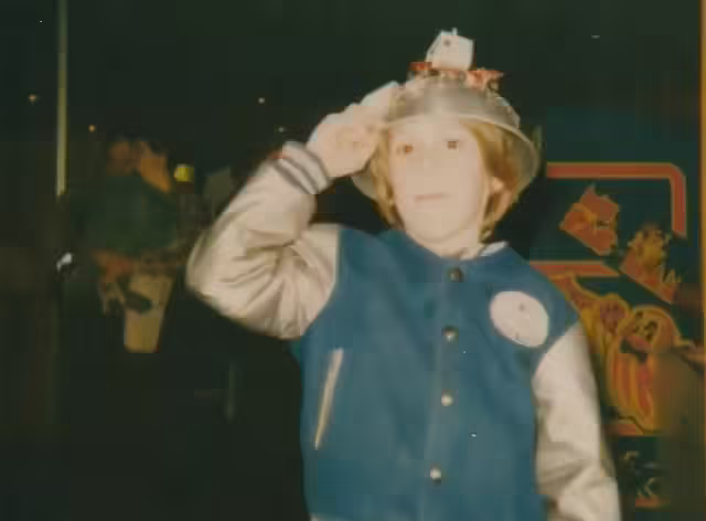 File:Crazy Colander Head Night (Event) (165).avif