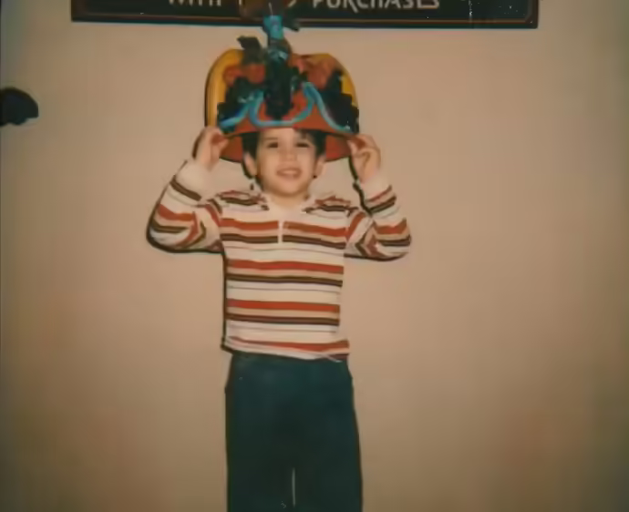 File:Crazy Colander Head Night (Event) (82).avif
