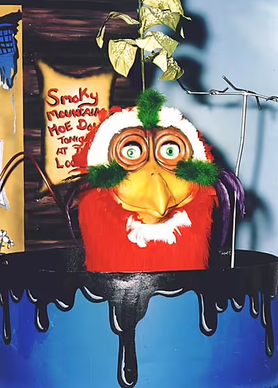 File:Looney Bird (Animatronic).avif