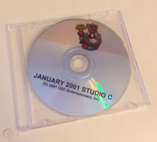 File:January 2001 Show (2).avif