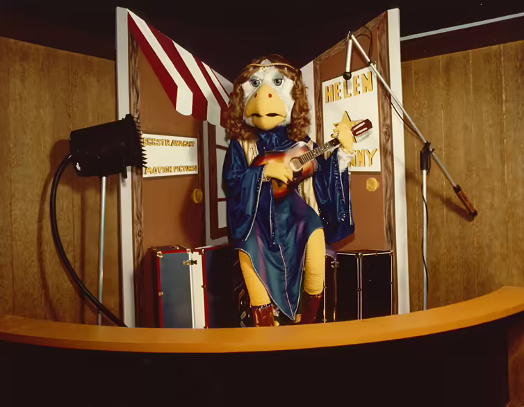 File:Cabaret helen.avif