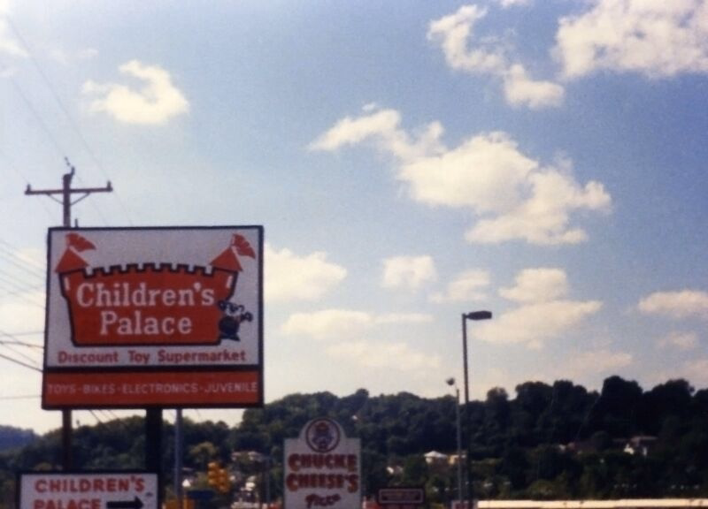 File:Bridgeville, PA (1025 Washington Pike) (4).avif