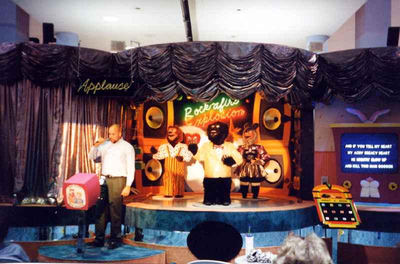 File:Speaker (Animatronic) - 1994-11.avif