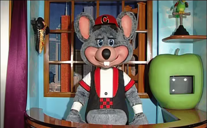 File:Chuck E. Cheese 32m (Animatronic) - Late Night.avif