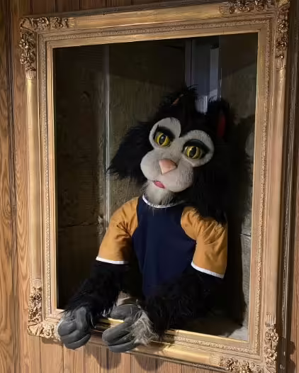 File:Crusty2020.avif