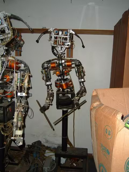 File:Dook Larue (Animatronic).avif