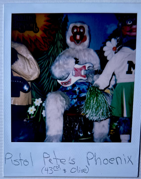 File:Circus Pizza (32).avif