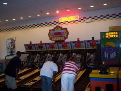 Chuck E. Cheese Roll - CEC Roll Machine (8).avif