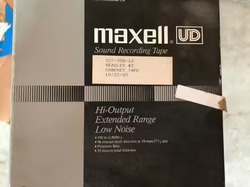 Beagles III - Reel Case.avif