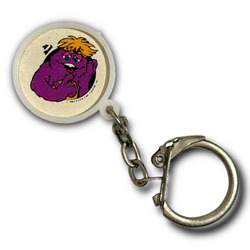 1981 Pizza Time Theatre Mr. Munch Keychain (3).avif