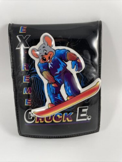 2001 Extreme Chuck E. Wallet (6).avif