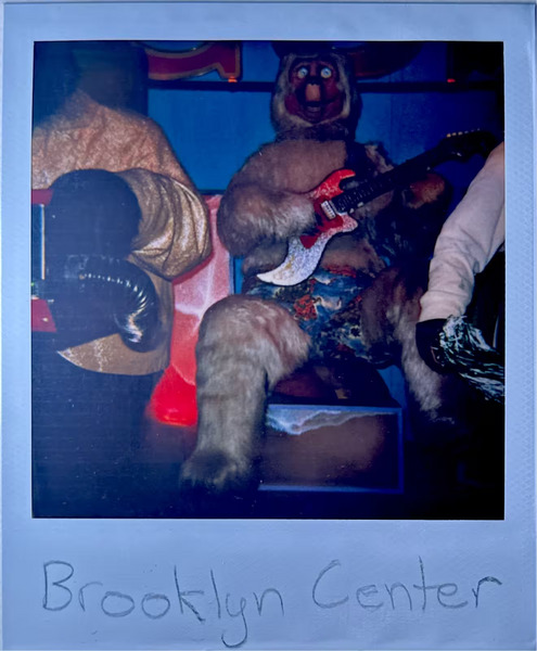 File:Circus Pizza (42).avif