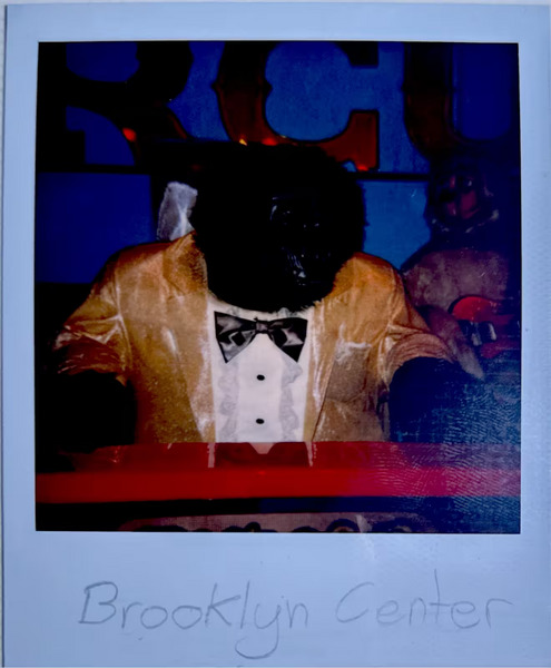 File:Circus Pizza (50).avif