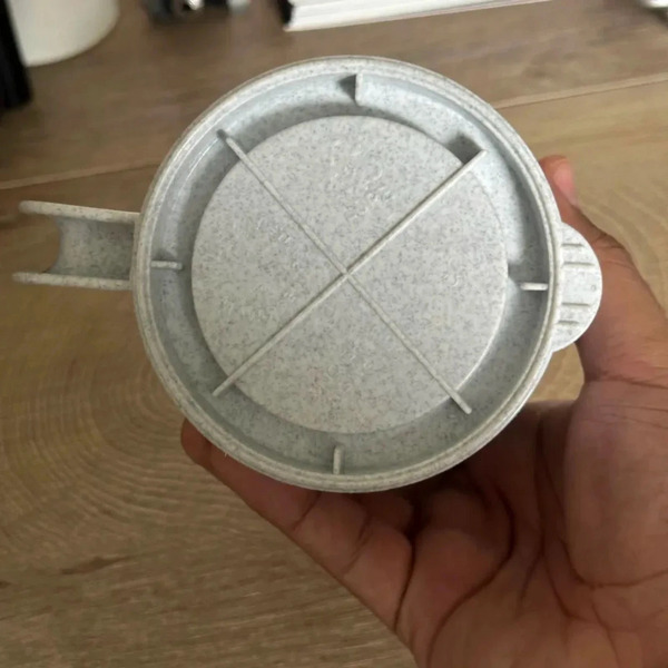 File:Cup (3).avif