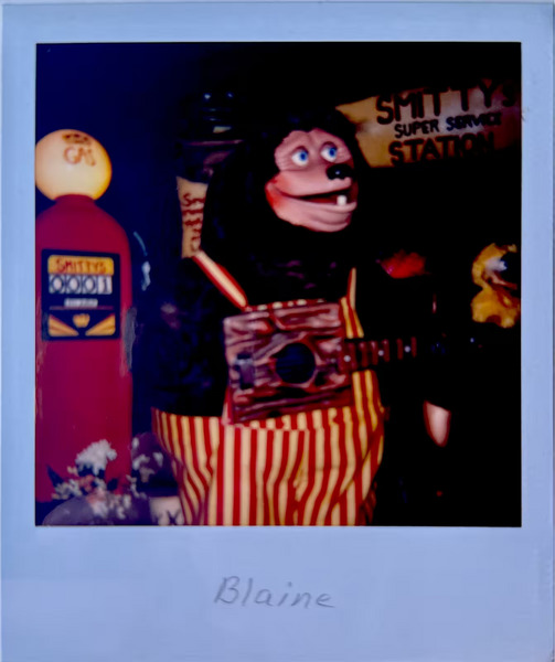 File:Circus Pizza (49).avif
