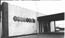 Smartee's Pizza Brigade - Exterior shot of Smartee's.avif