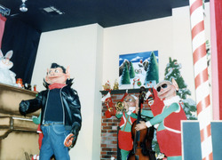 Foot Tapping Rabbit (Animatronic) - 1989-08.avif