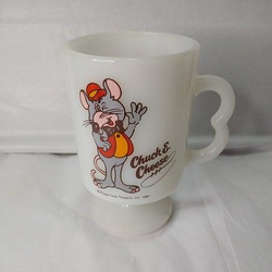 1981 Chuck E. Cheese Milk Glass Mug (5).avif