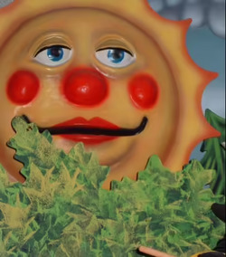 Sun (Animatronic).avif