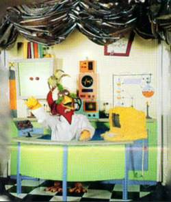 Looney Bird Labratory (Mijjin) (4).avif