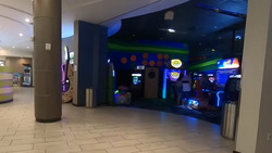 Chuck's Arcade - The arcade at the Holiday Inn Resort Orlando Suites (2023).avif