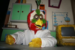Looney Bird Labratory (Mijjin).avif