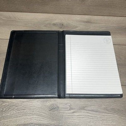 1993 Chuck E. Cheese Convention Notebook (4).avif