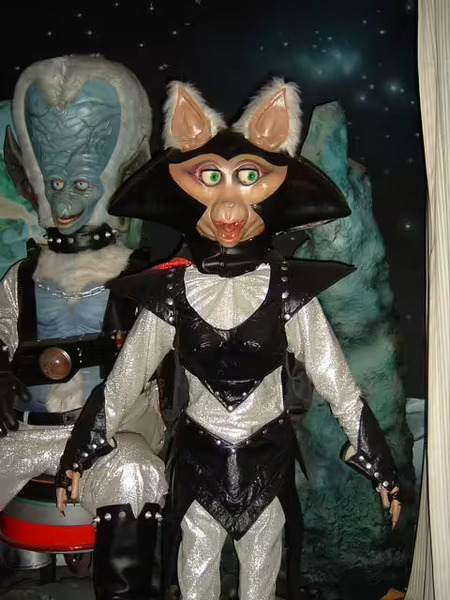 File:Moonrockers (3).avif