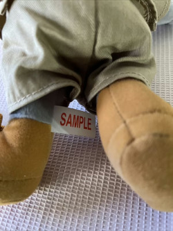 Chuck E. Cheese's Limited Edition Survivor Plush (2004) (4).avif