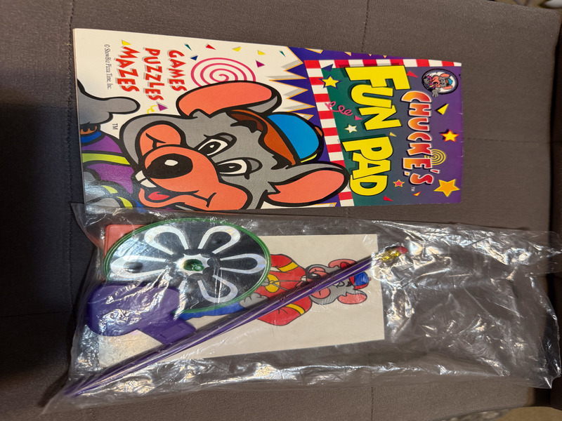 File:1997 Goody Bag (6).avif